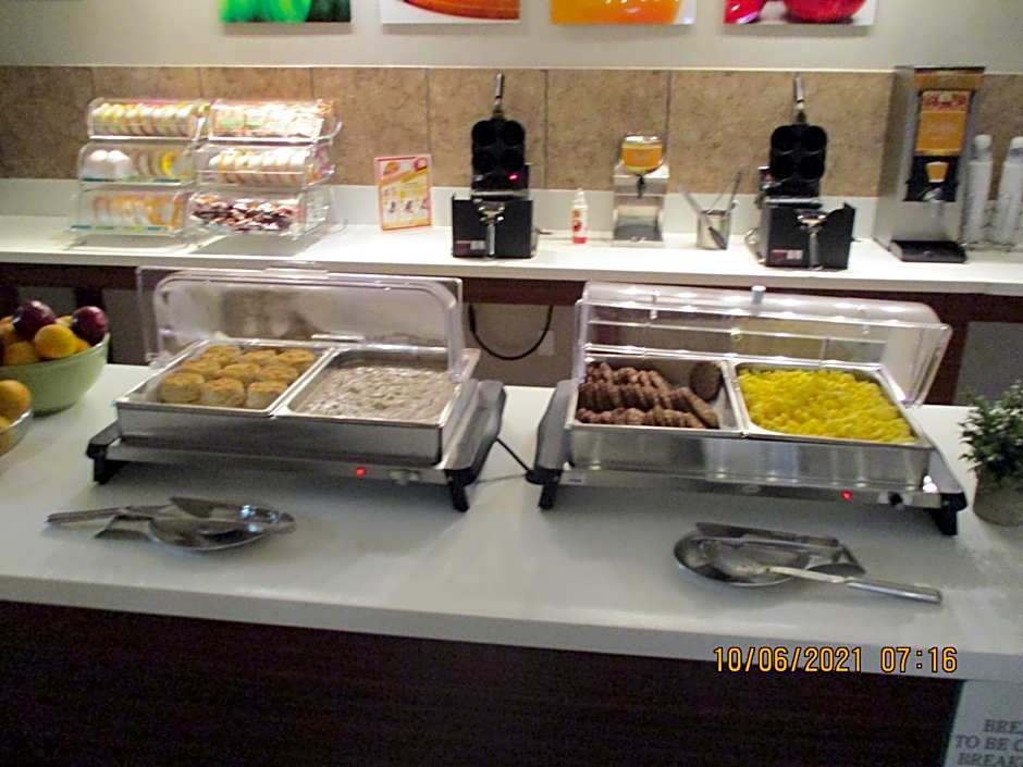 Quality Inn & Suites Kissimmee by The Lake