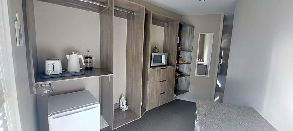 Hidden Gem in Oaklands