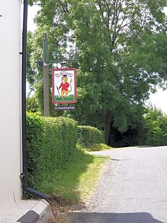 the old red lion