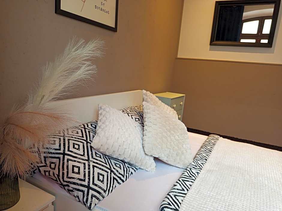 Rooms Center - dworzec PKP, rynek Wrocław