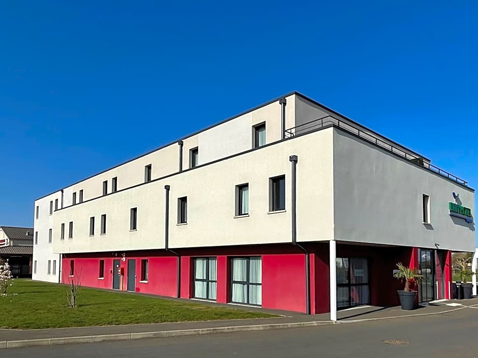 Brit Hotel Confort Loches