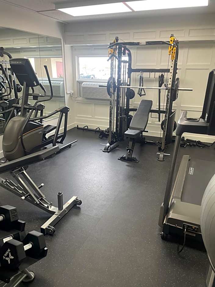 Days Inn & Conference Centre by Wyndham Camrose Norsemen