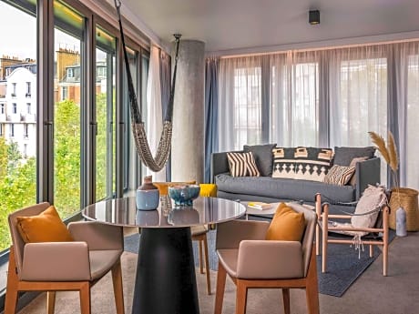 Bivouac Suite