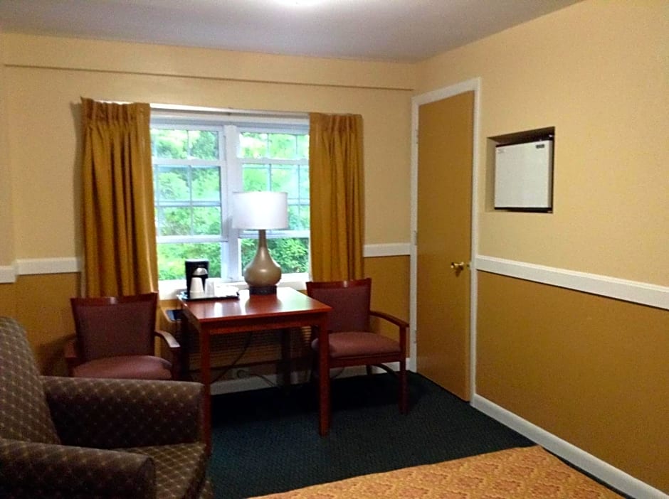 Briarcliff Motel