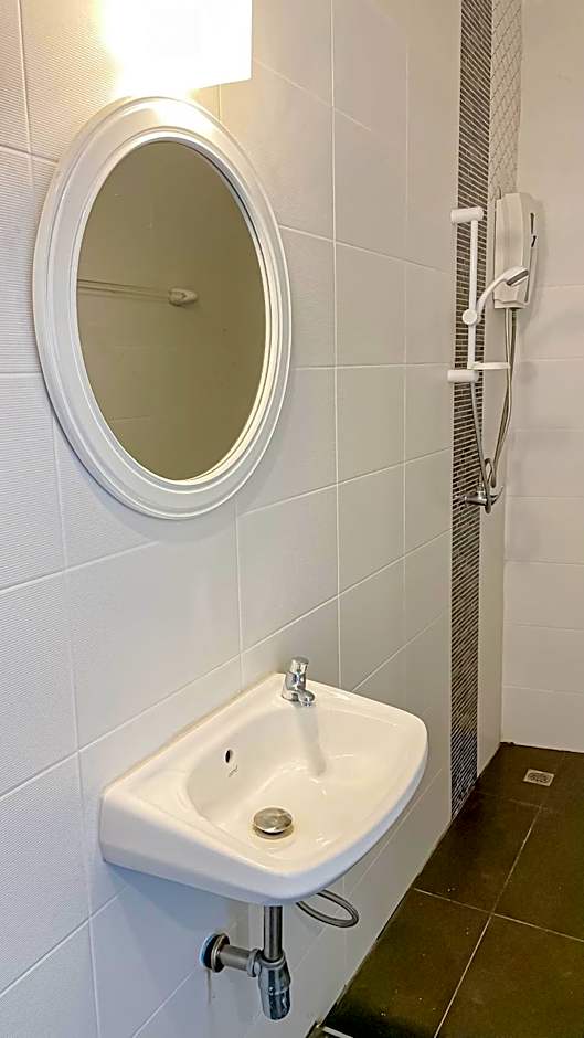 Rublom Chomview Pranburi