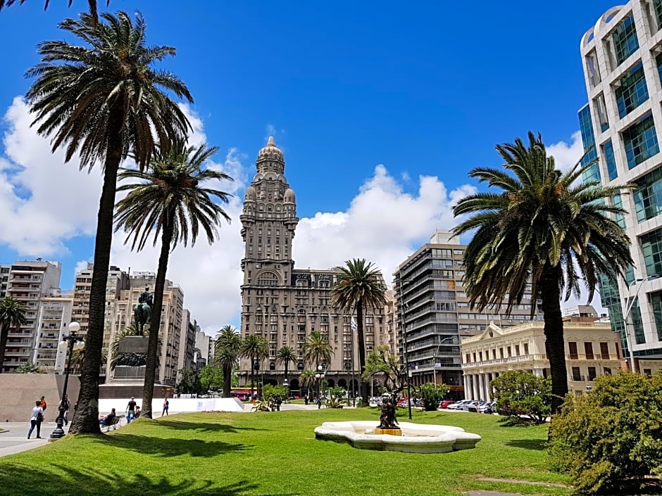 Smart Hotel Montevideo