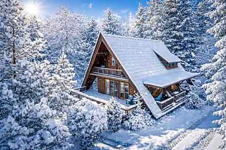 Klimatyczna Chatka u Podnóża Góry