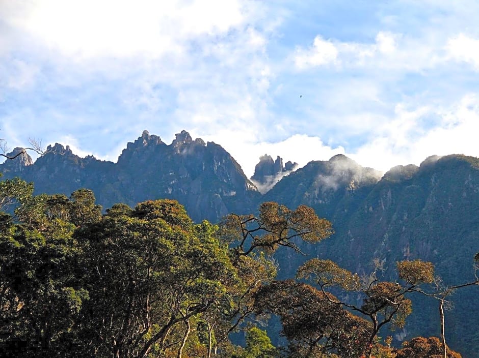 Akinabalu Youth Hostel