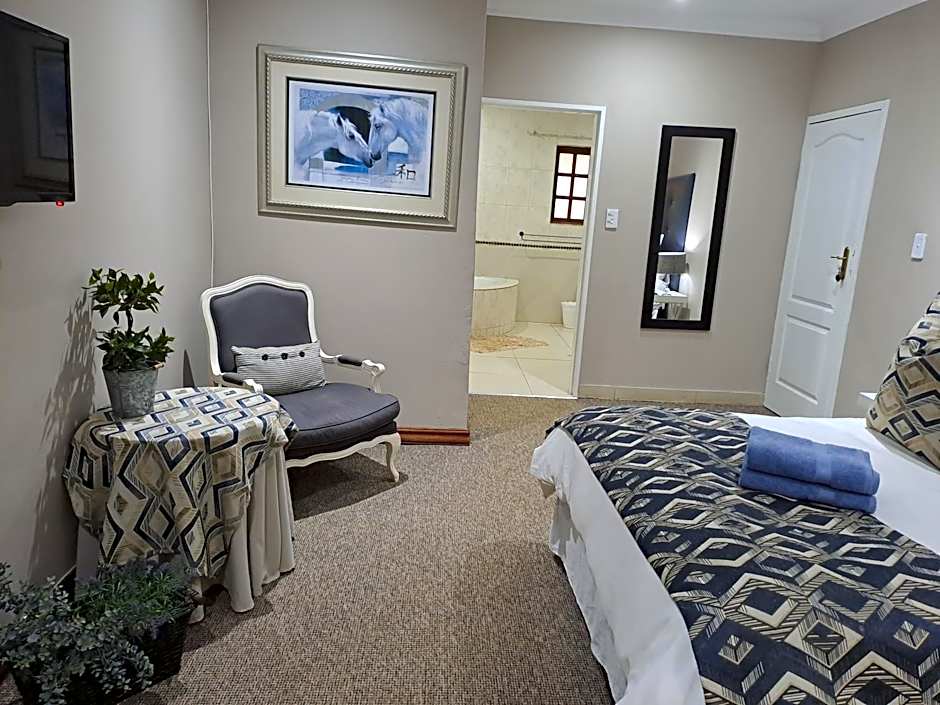 Shangrila-innibos Country Lodge