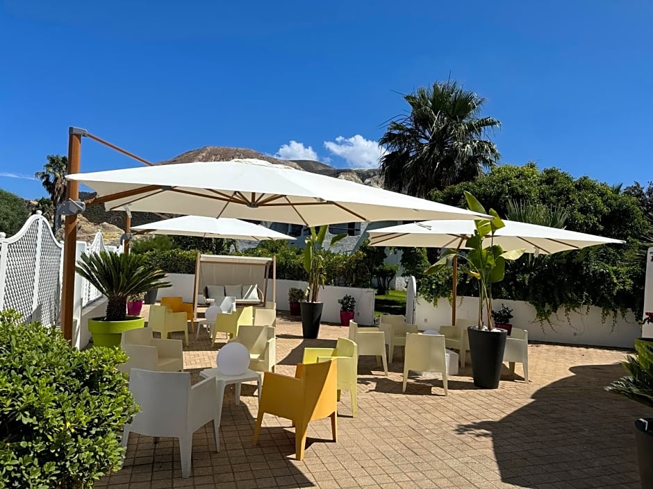 Il Caimano B & B, con piscina dal 13 Luglio al 31 Agosto