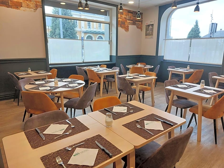 Brit Hotel Roanne - Le Grand Hôtel