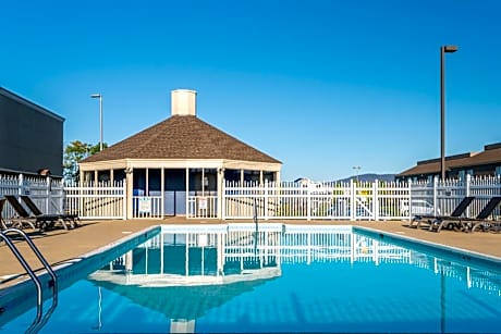 Clarion Pointe Harrisonburg