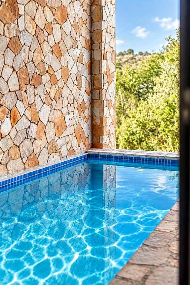 Lira Boutique Hotel