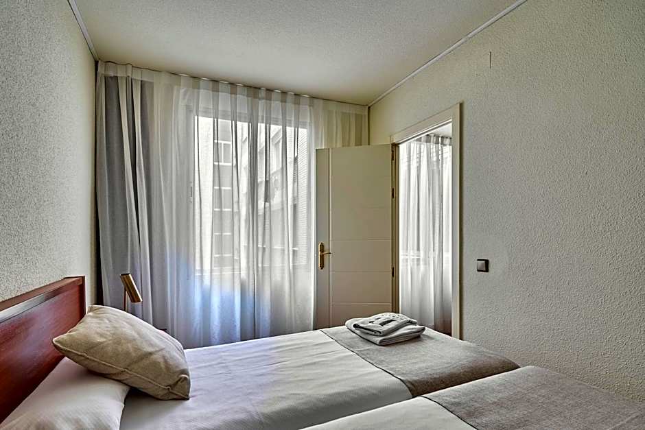 Apartamentos Juan Bravo