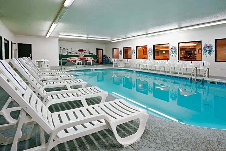 Holiday Inn Express Hotel And Suites Alliance By IHG