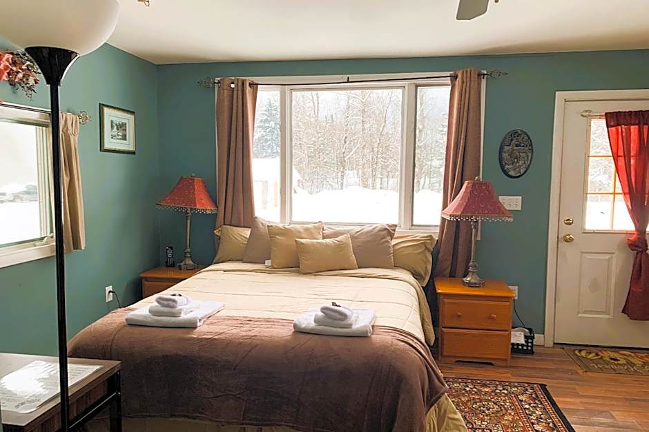 Love Hotels St John River by OYO at Fort Kent ME
