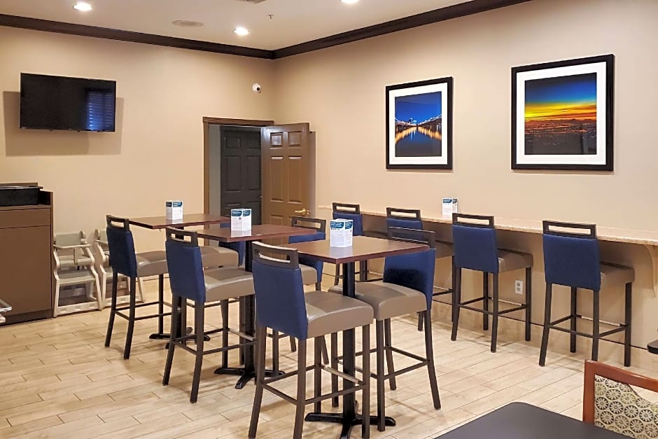 Comfort Inn & Suites Tempe Phoenix Sky Harbor Airport