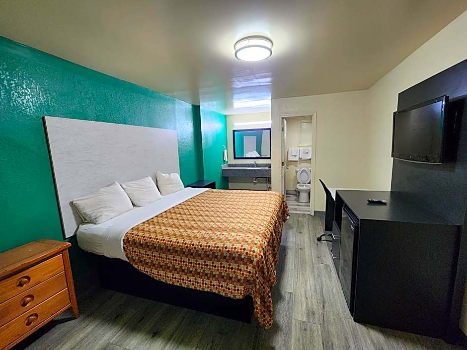 Green Garden Inn