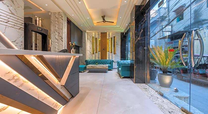 Hotel Golden Wings