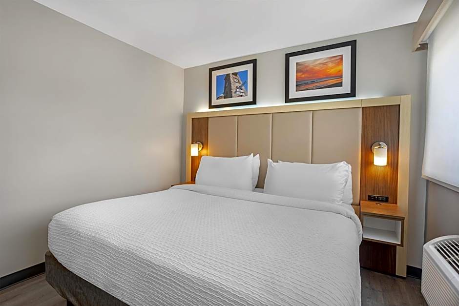 Best Western Roslyn-Long Island Hotel