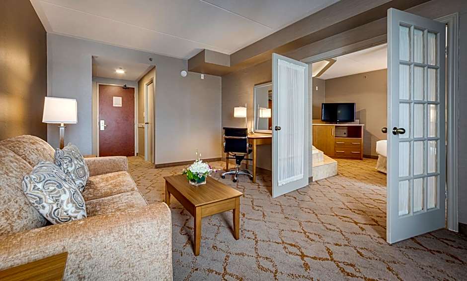 Monte Carlo Inns - Vaughan Suites