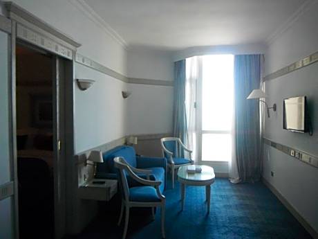 Special Offer - Junior Suite with Sea View - Egyptians Only