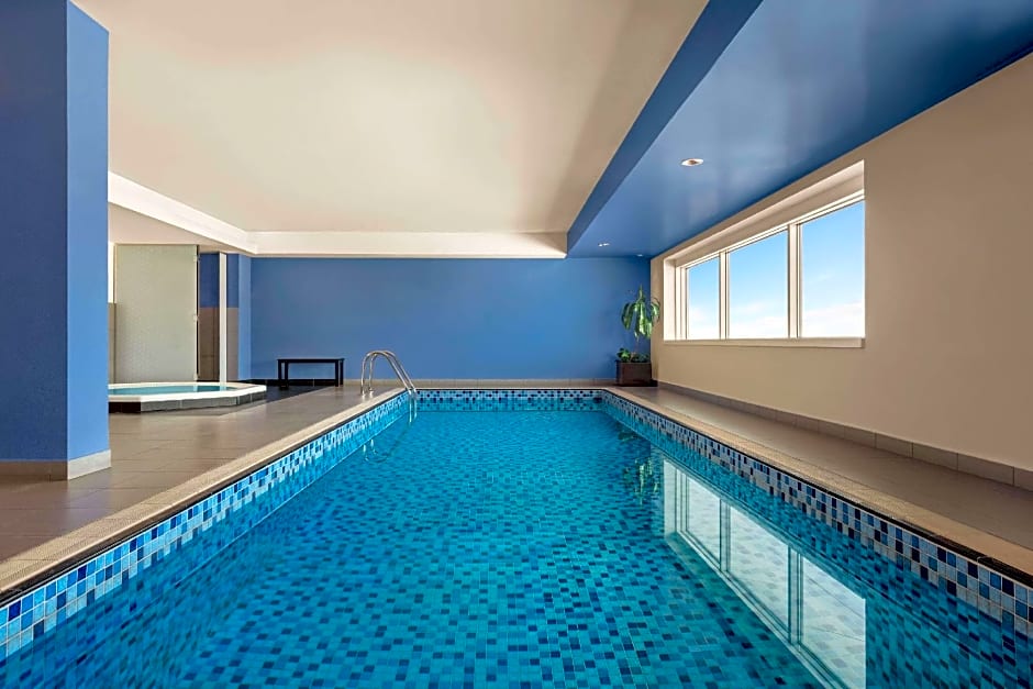 Ramada Plaza by Wyndham Dubai Deira