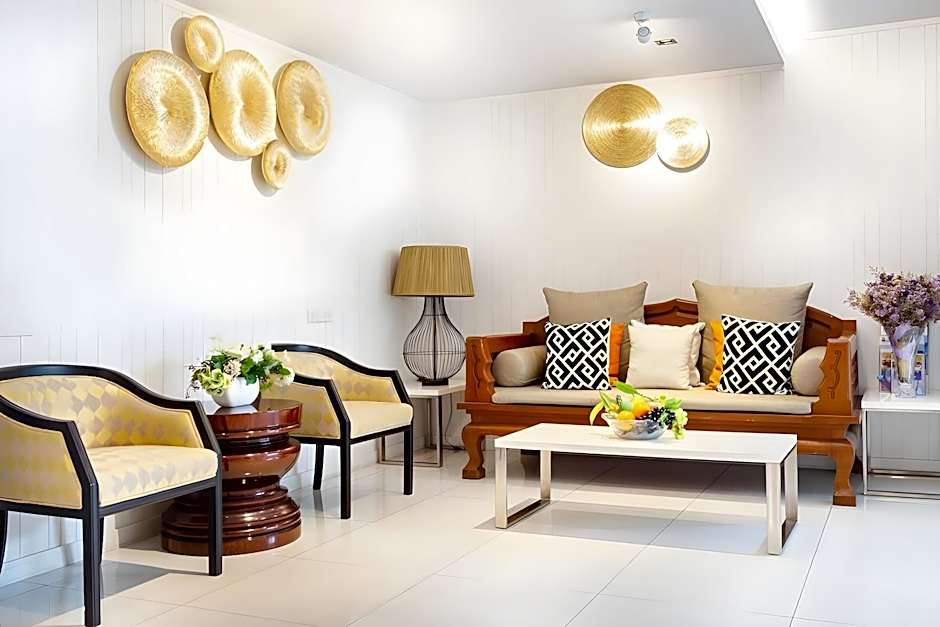 Three Sukhumvit Hotel