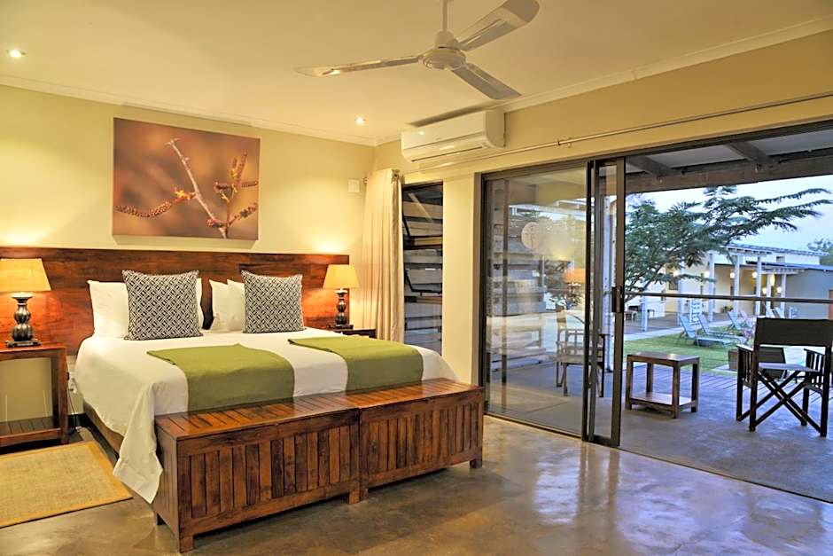 Bushveld Terrace Safari Hotel, Lodge & Spa