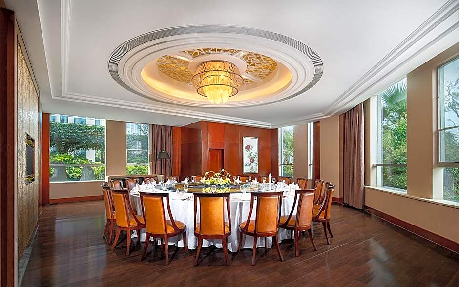 Kunming Golden Eagle Summit Hotel