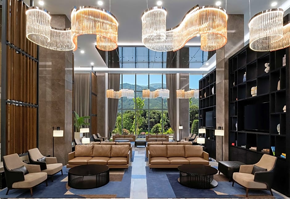 DoubleTree by Hilton Manisa