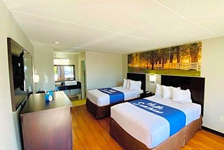 Double Room with Two Double Beds - Smoking