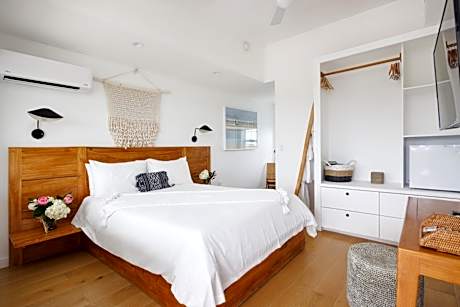 Queen Room
