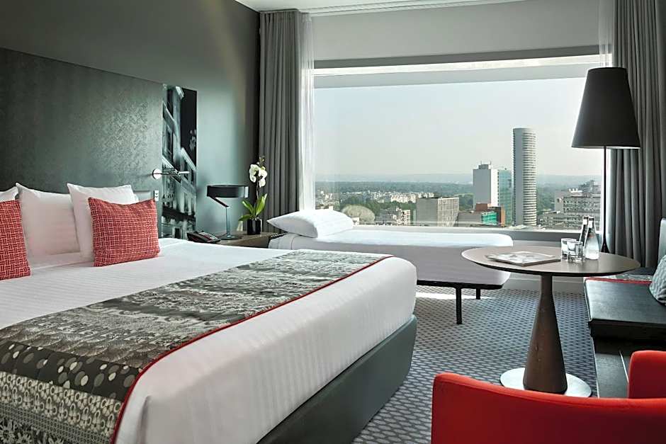 Melia Paris La Defense