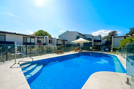 Manuka Park Apartments