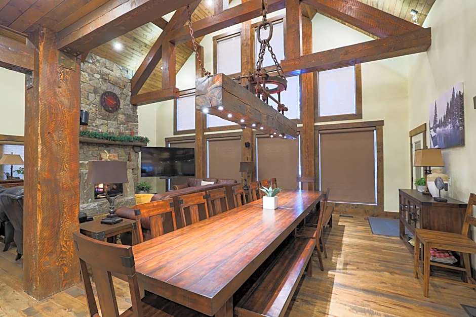 Yellowstone Crossing Lodge
