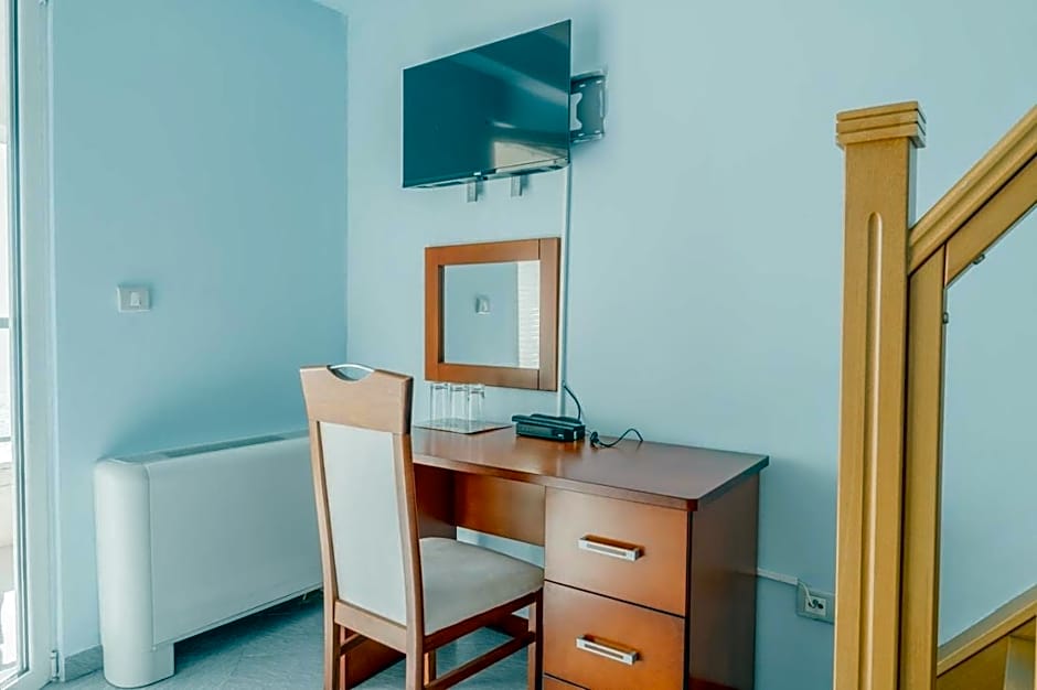 Hotel R