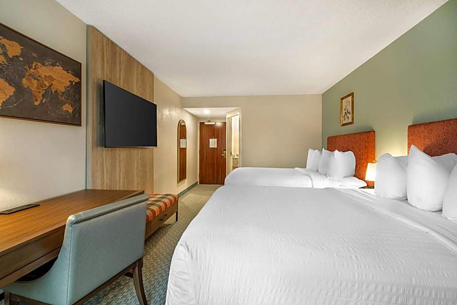 The Clocktower Hotel at Century House, an Ascend Collection Hotel