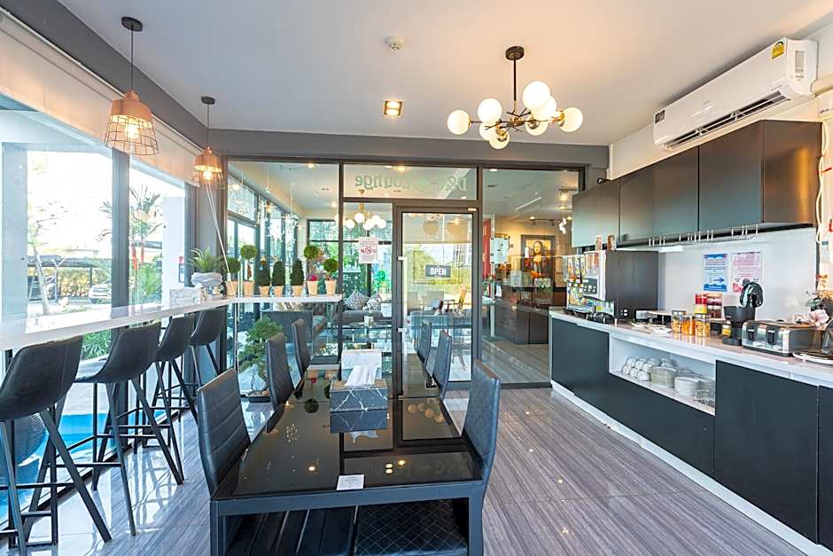 The living Hotel Samutprakan