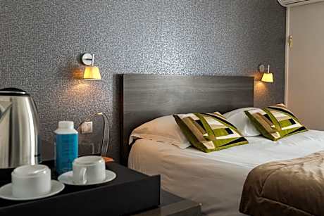 Superior Queen Room - Non-Smoking