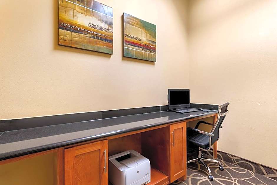 Comfort Suites Katy