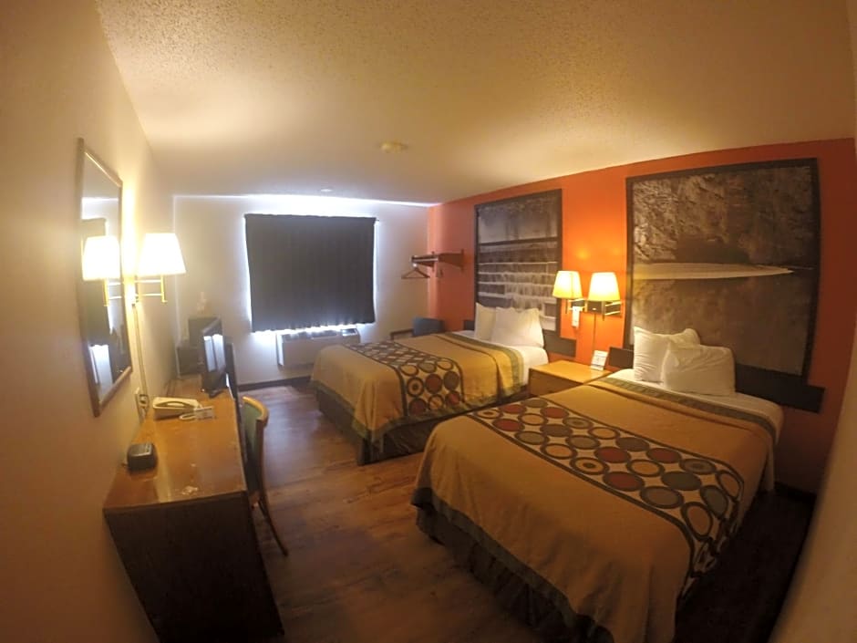 Super 8 by Wyndham Waco University Area