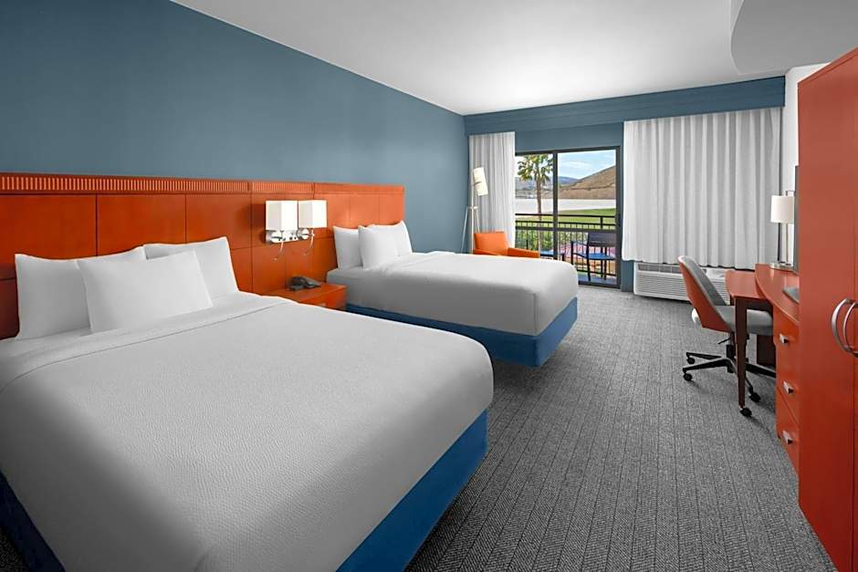 Courtyard by Marriott Santa Clarita Valencia