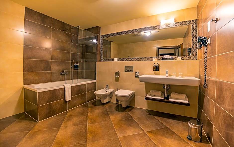 APLEND Wellness Hotel Borovica