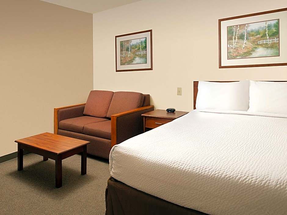 Extended Stay America Select Suites - Wichita - North