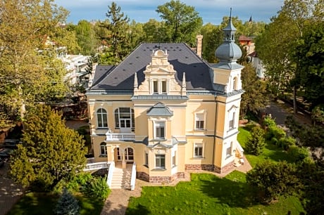 Superior Villa