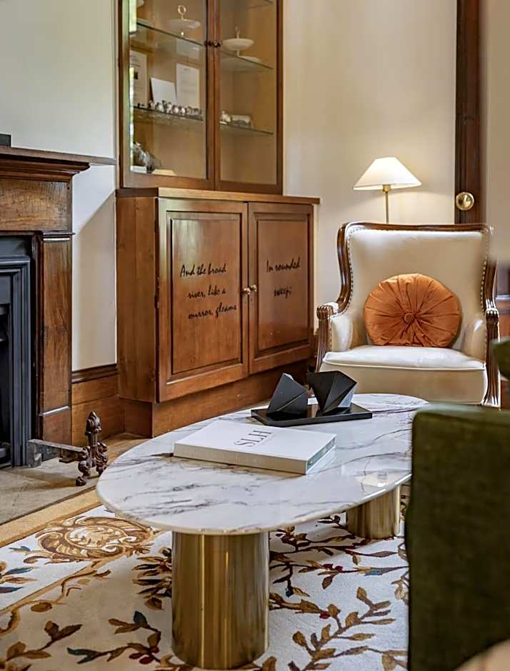Islington Hotel