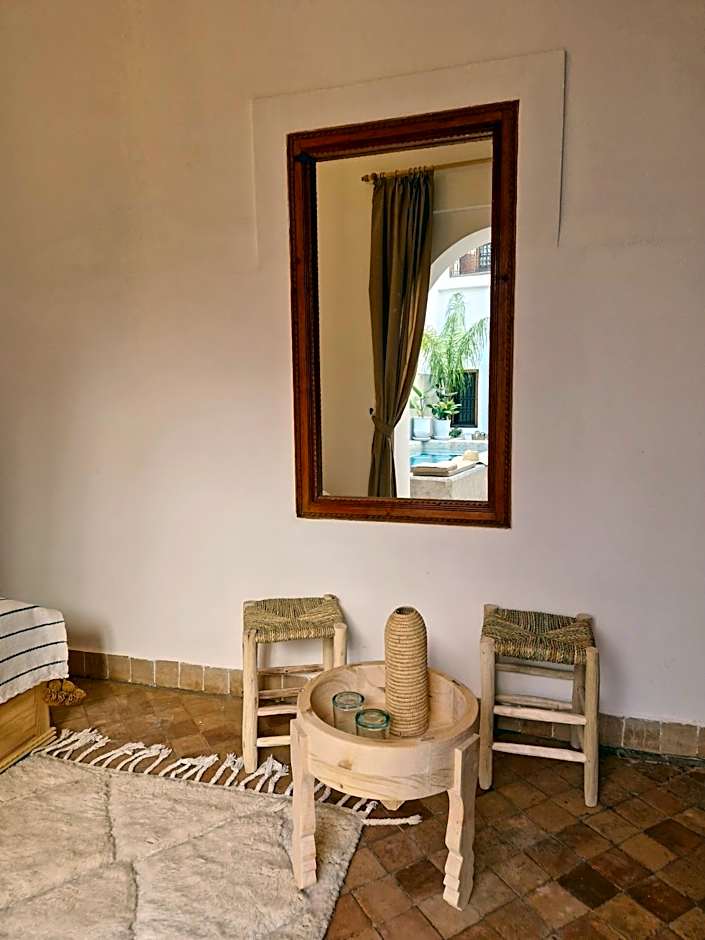 RIAD SAMAH