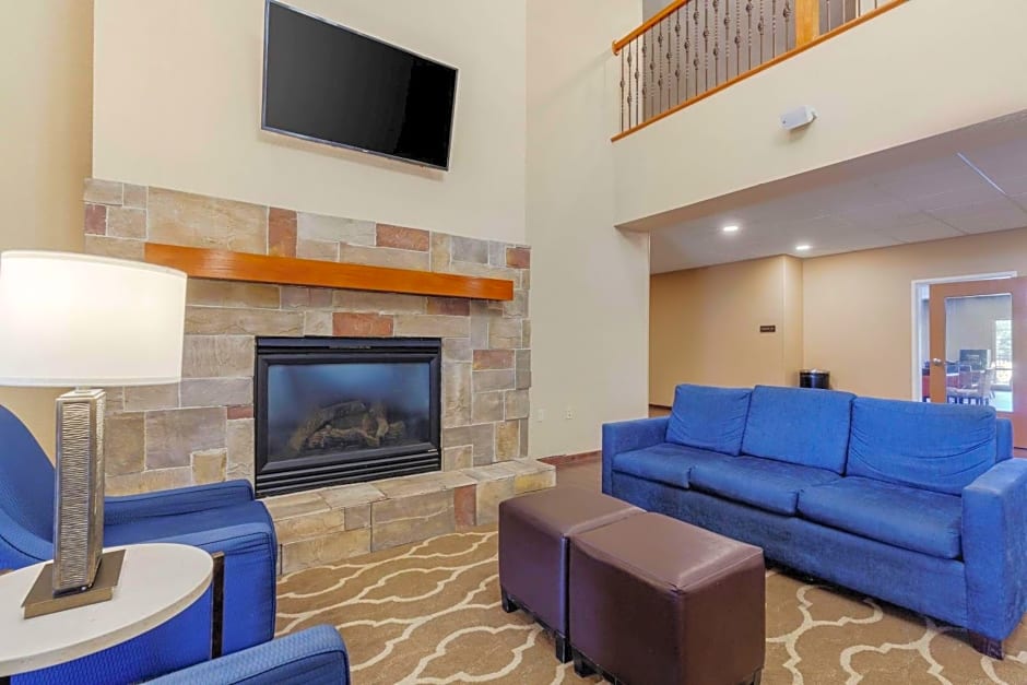 Comfort Suites Johnson Creek