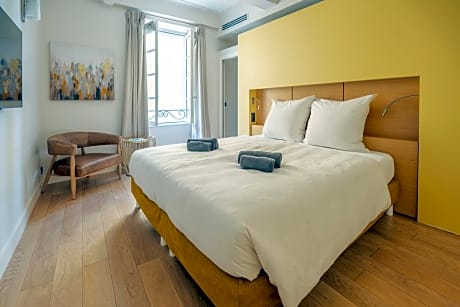 Superior Queen Room
